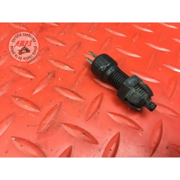 Contacteur de feux stop arrière 