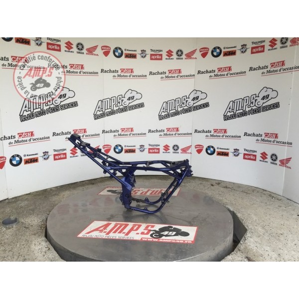 Cadre avec carte grise 