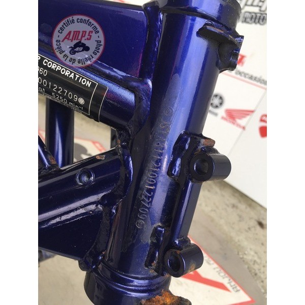 Cadre avec carte grise 