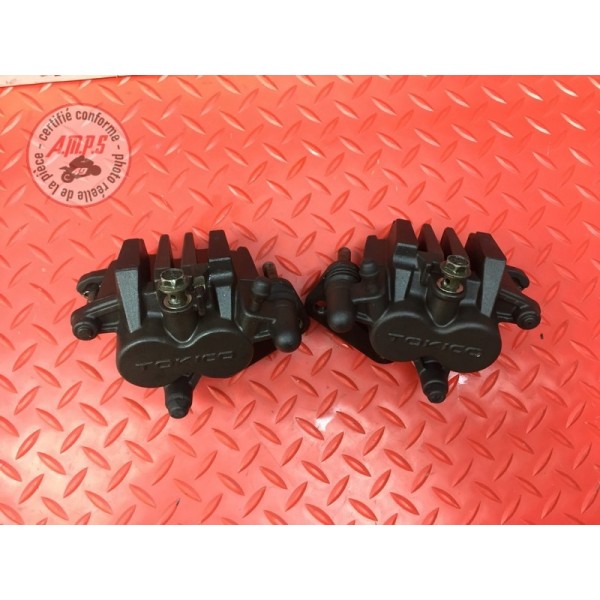 Paire d'étrier de frein avant 