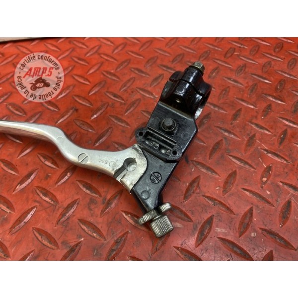 Cocotte d'embrayage avec levier 