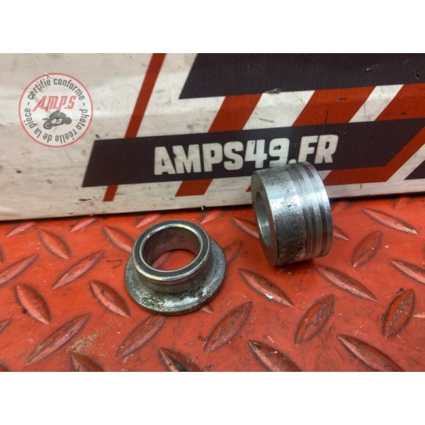 Entretoise d'axe de roue arriere 