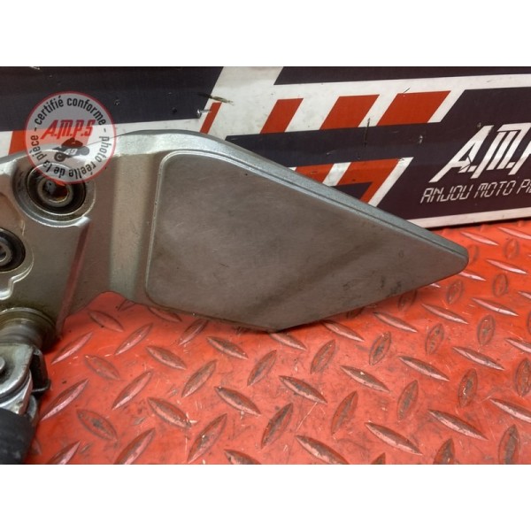 Platine repose pied gauche 