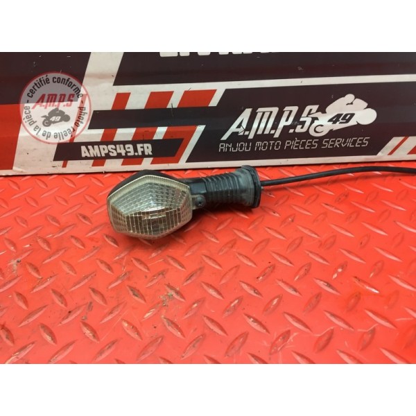 Clignotant avant droit 