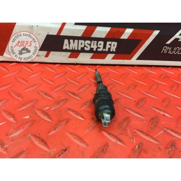 Contacteur de feux stop arrière 