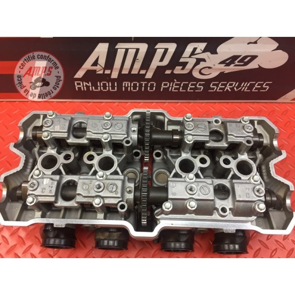 Culasse avec arbre a came 