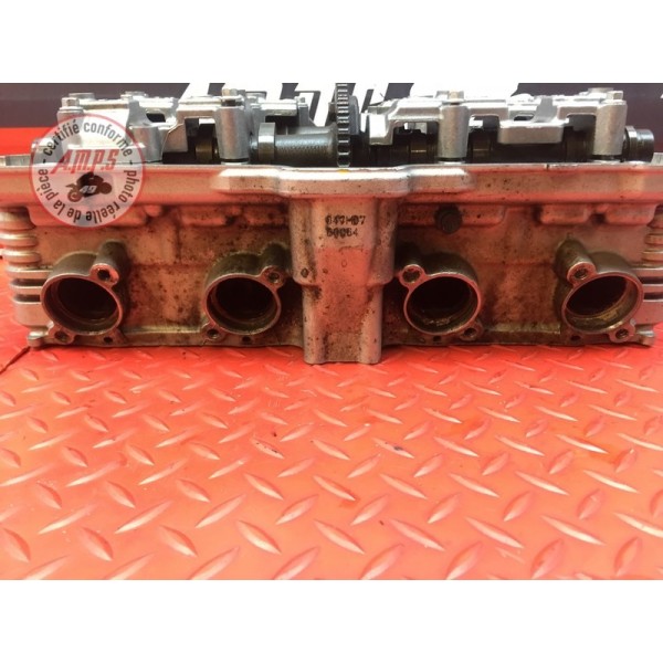 Culasse avec arbre a came 