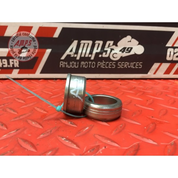 Entretoise d'axe de roue arriere 