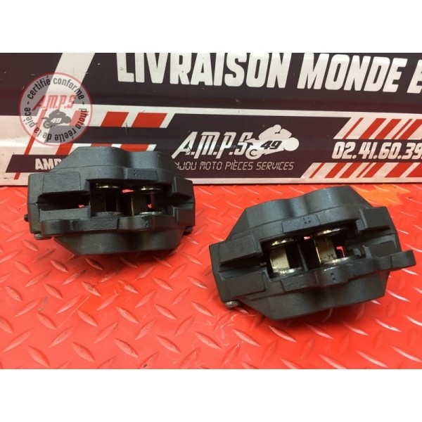 Etrier de frein avant 