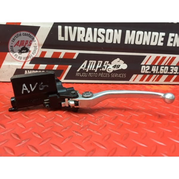 Cocotte d'embrayage avec levier 