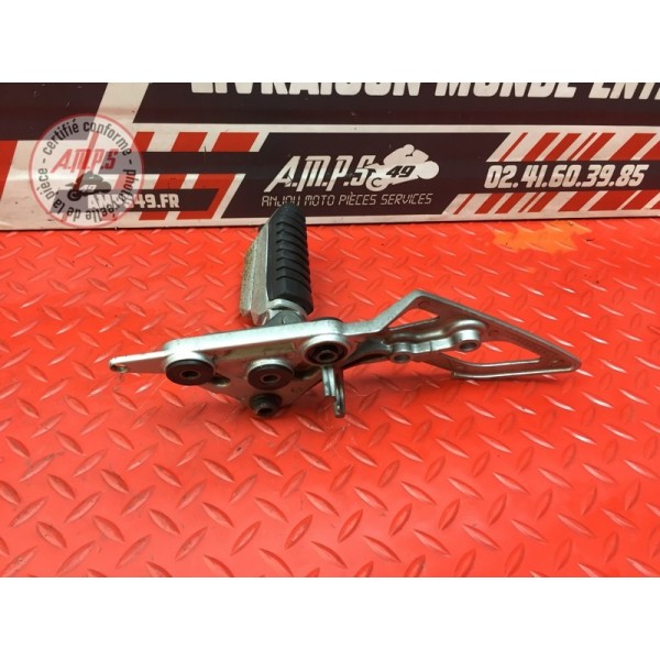 Platine repose pied droite 