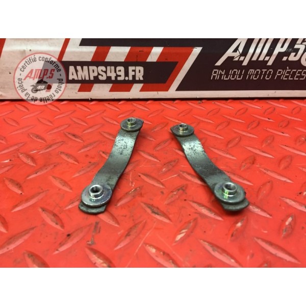 Support garde boue avant 