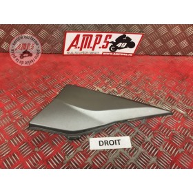 Cache plastique sous selle droitZ100003GA-883-NBB3-C31034473used