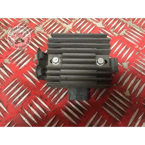 Regulateur de tensionZ100003GA-883-NBB3-C31034497used