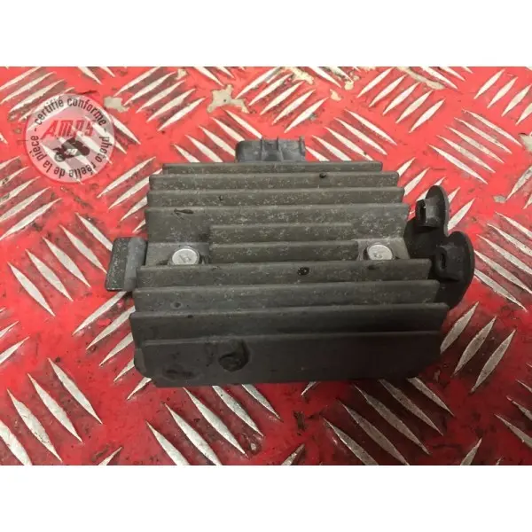 Regulateur de tensionZ100003GA-883-NBB3-C31034497used