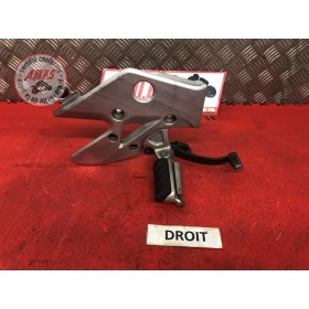 Platine repose pied droiteCB500F14DE-357-PXB9-B51035419used