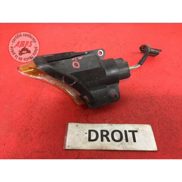 Clignotants avant droitCBR100093568TH53B9-C51037643used