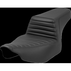 SEAT STEP UP FLHX/FLTR 23-UP -