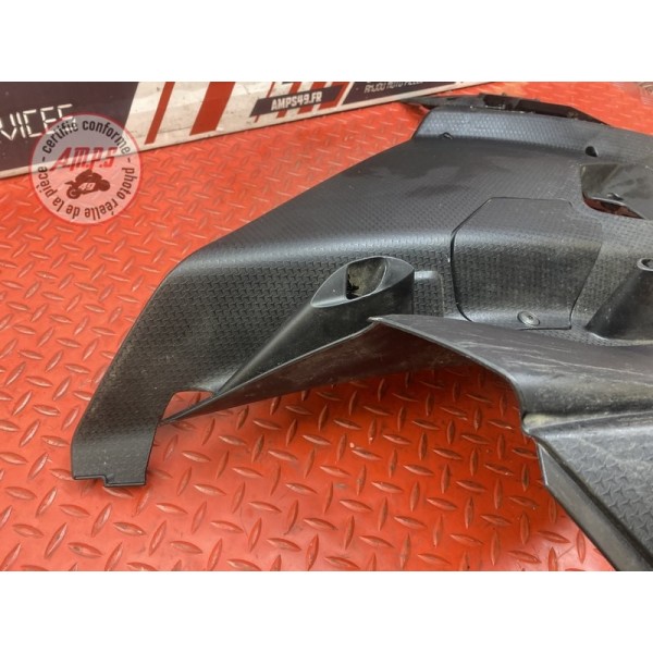 Flanc de carénage droit 