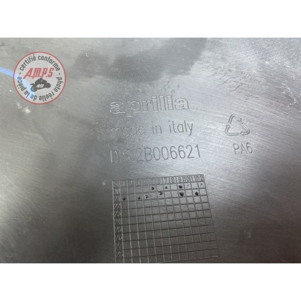 Flanc de carénage gauche 