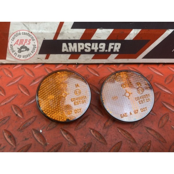 Paire de catadiopte avant