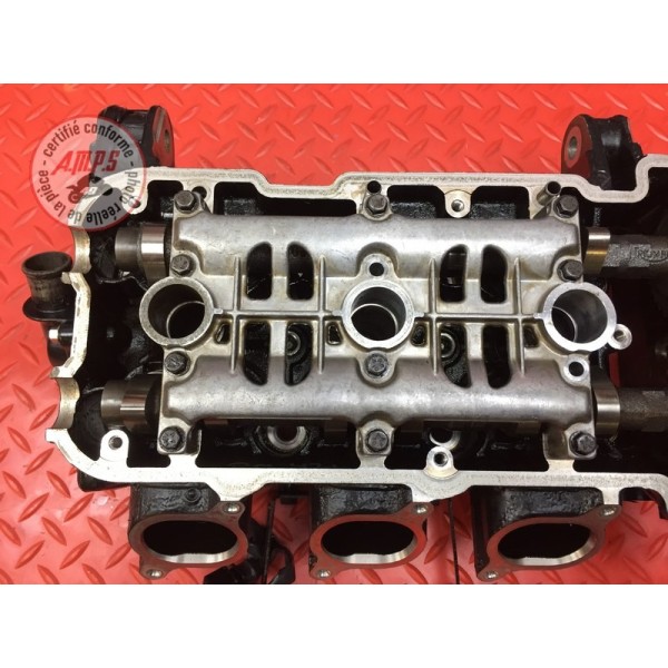 Culasse avec arbre a came 