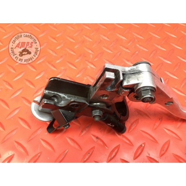 Cocotte d'embrayage avec levier 