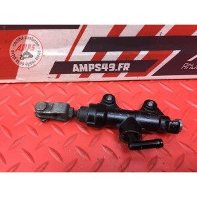 Maitre cylindre de frein arriere 