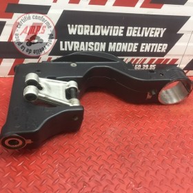 Bras oscillant avec bielette 