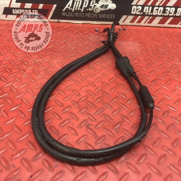 Cable d'accélérateur 