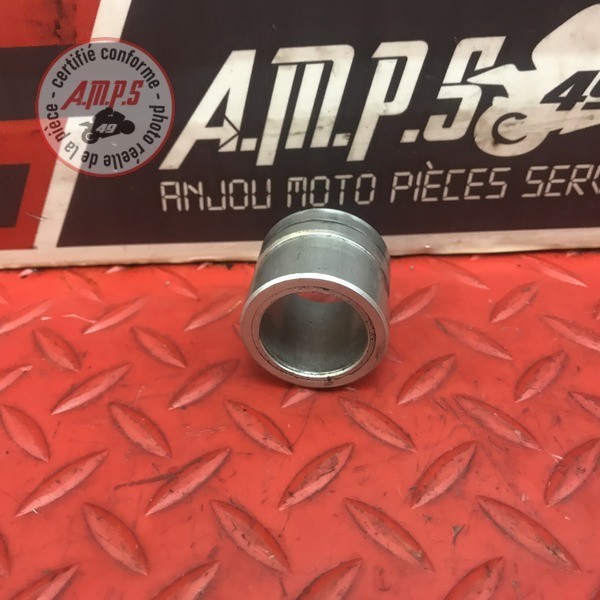 Entretoise de roue avant 