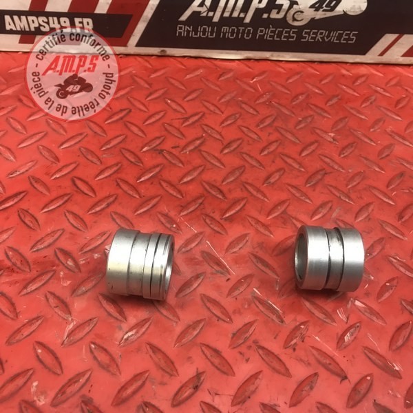 Entretoise de roue avant 