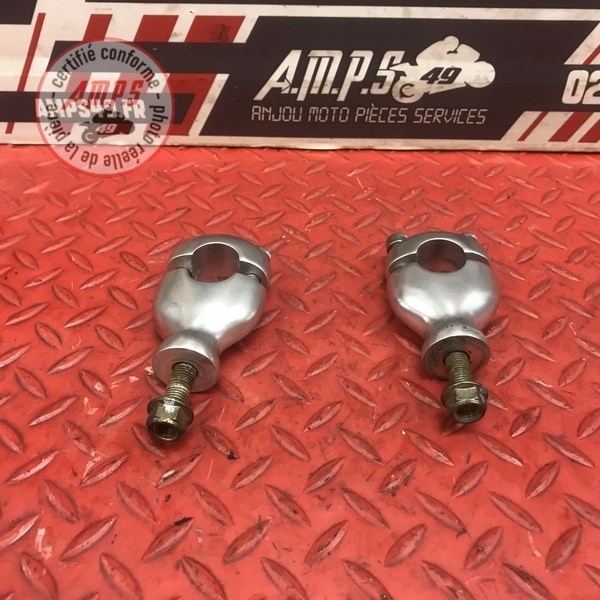 Pontet de guidon non d origine 