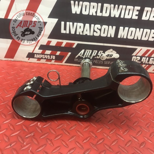 Te de fourche inférieur 