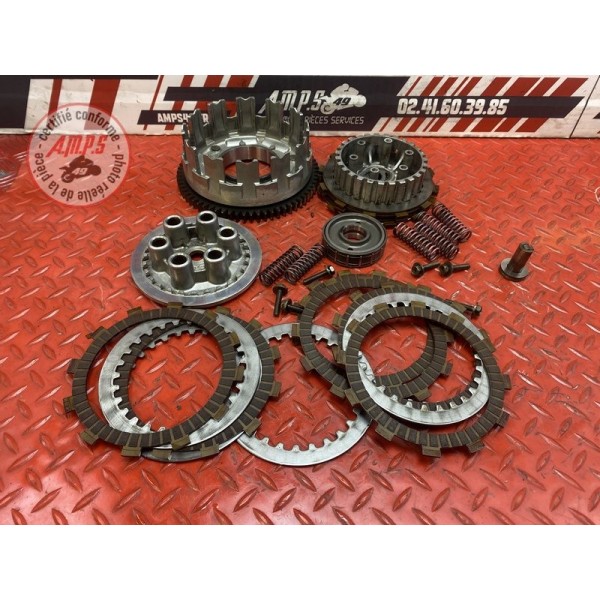 Cloche d'embrayage avec disque