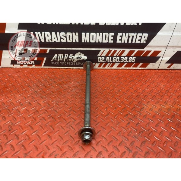 Axe de roue arriere 