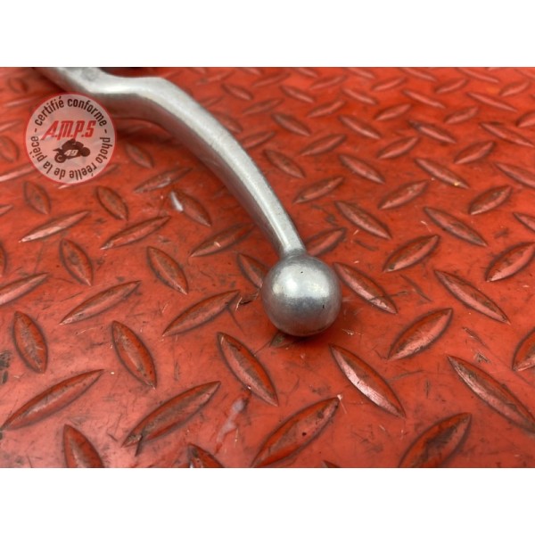 Cocotte d'embrayage avec levier 