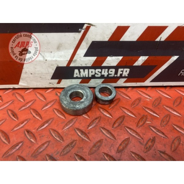 Entretoise d'axe de roue arriere 