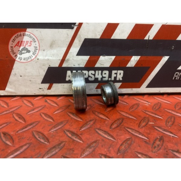 Entretoise d'axe de roue arriere 