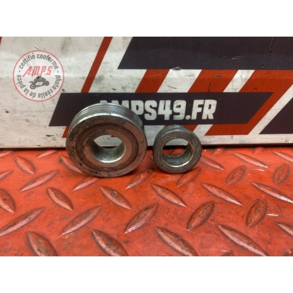 Entretoise d'axe de roue arriere 