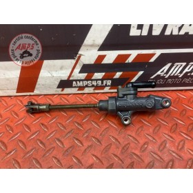 Maitre cylindre de frein arriere 