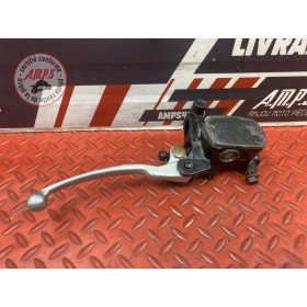 Maitre cylindre de frein avant 