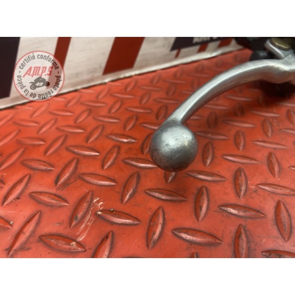 Maitre cylindre de frein avant 