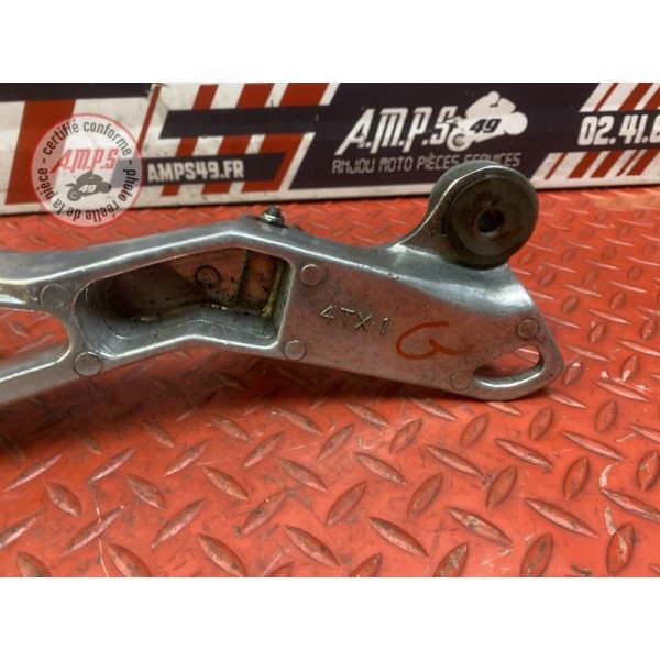 Platine repose pied passager gauche 