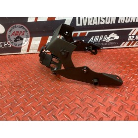 Support de feux arriere 