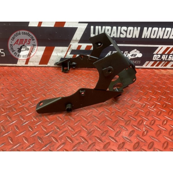 Support de feux arriere 