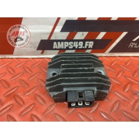 Regulateur de tension 