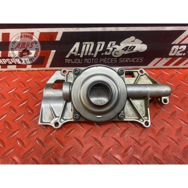 Carter avec crépine d'aspiration d'huile 