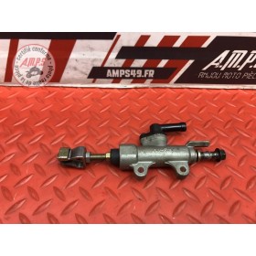 Maitre cylindre de frein arriere 