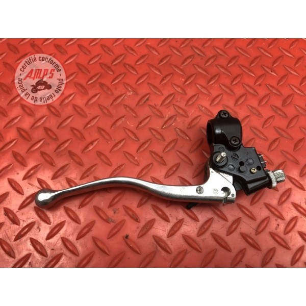 Cocotte d'embrayage avec levier 